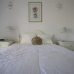 3c - 2 Bedrooms Appartement *